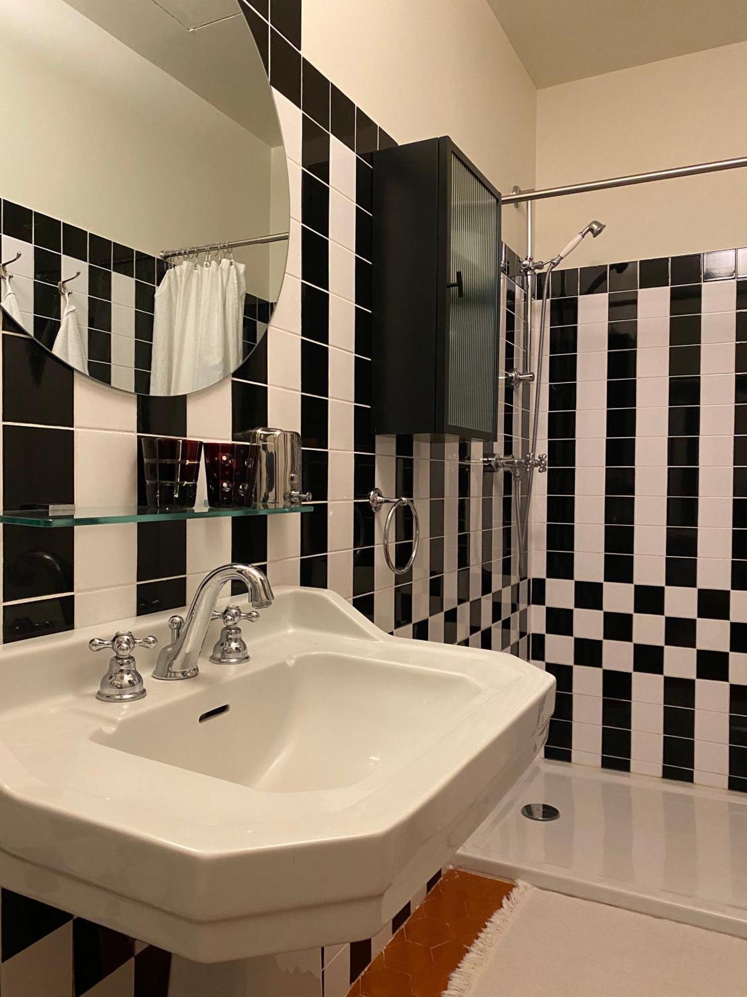 Le Saint Apolline - Sete, Appartement Haussmanien Εξωτερικό φωτογραφία
